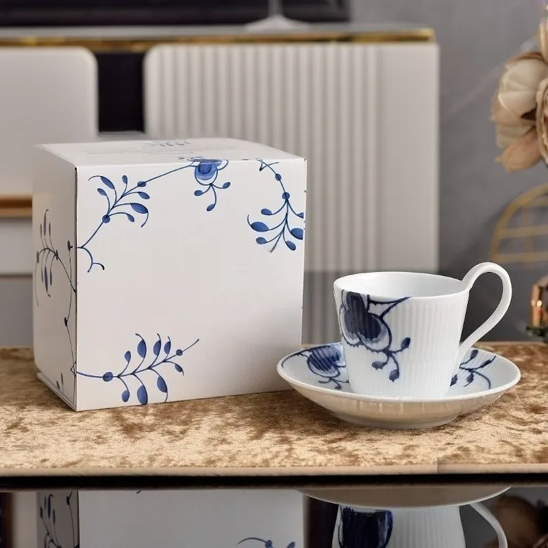 طقم فنجان قهوة وشاي بتصميم نور - مراجعة Coffee Tea Gift وسعره