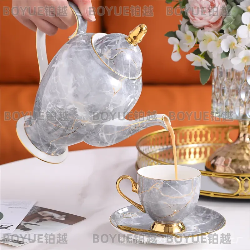 طقم فناجين قهوة وصحون من البور - مراجعة Coffee Tea Box وسعره