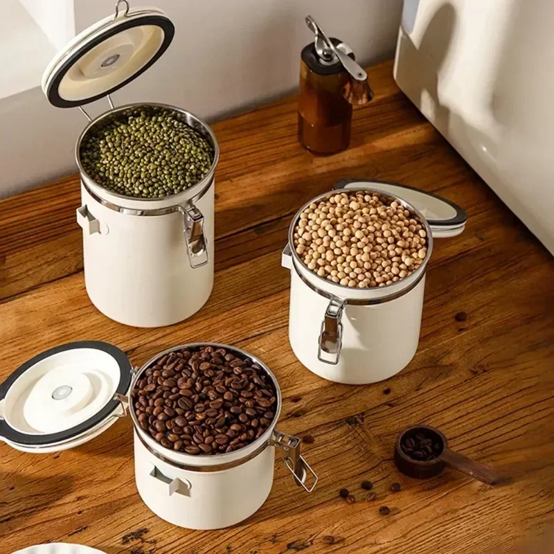 علبة قهوة محكمة الإغلاق من الف - مراجعة Coffee Tea Etc وسعره