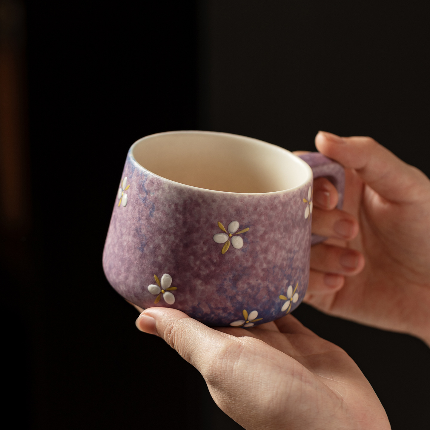 كوب سيراميك مرسوم يدويًا بتدرج - مراجعة Coffee Tea Latte وسعره